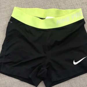 NIKE PRO SPANDEX